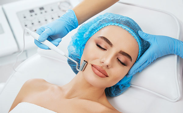 Tratamiento: Limpieza facial profunda - Estética